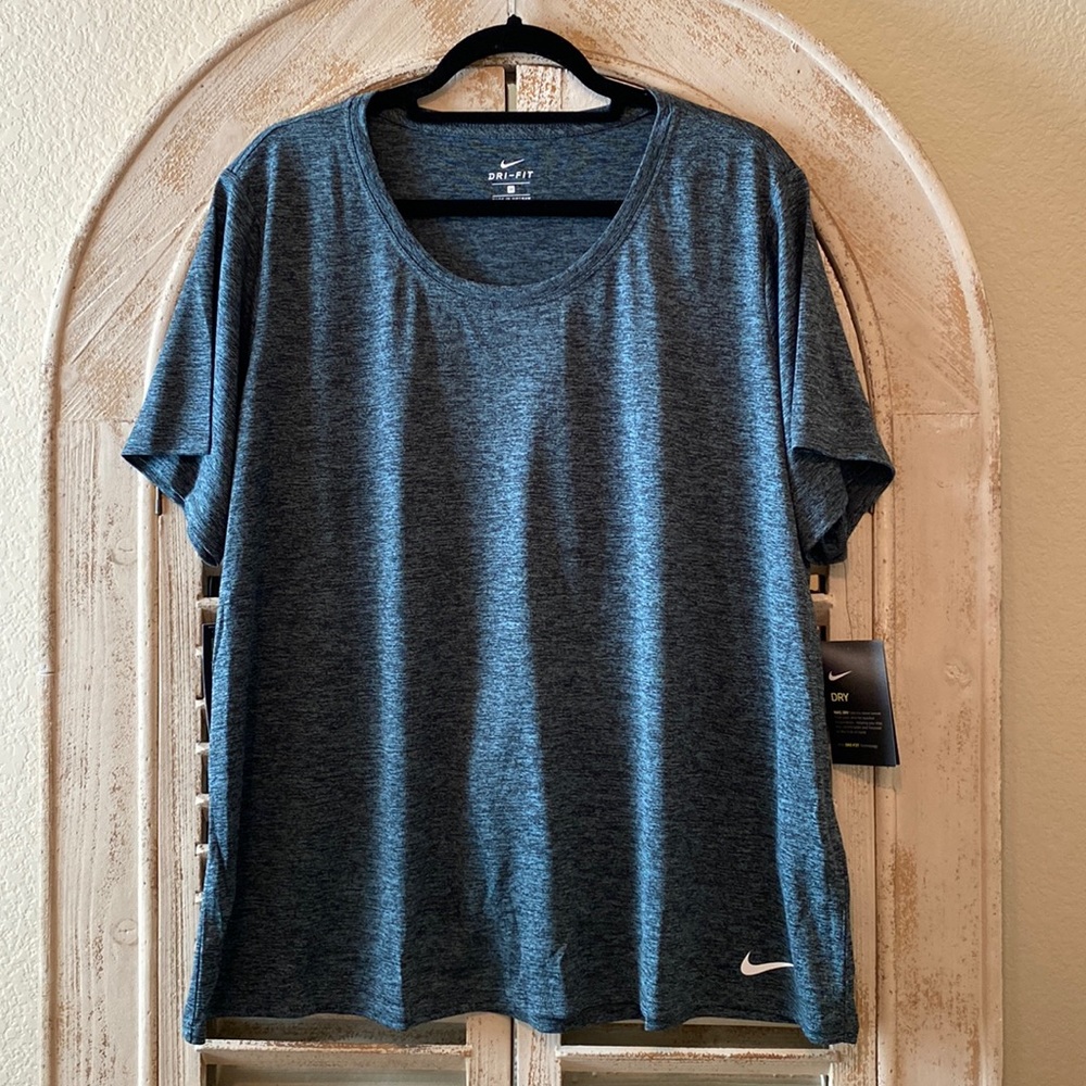 NIKE Womens Plus-Size Legend Training Top